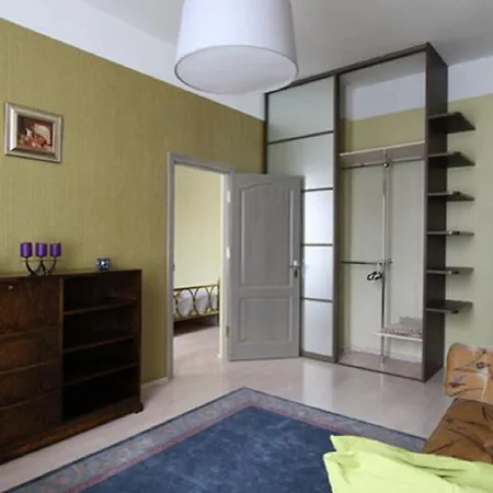 Gertrudes Street דירה *